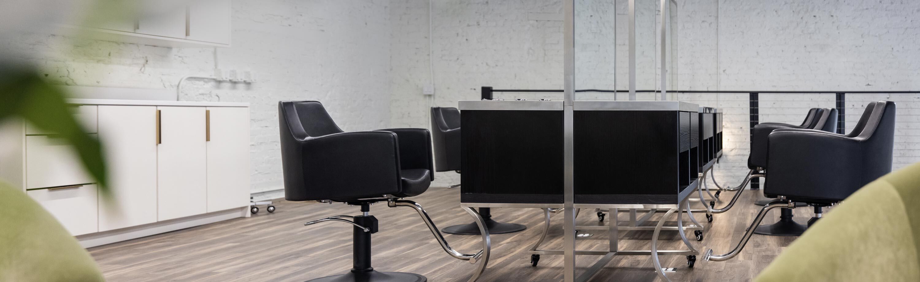 Salon & Barbershop Equipment & Supplies